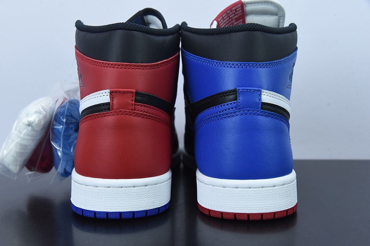 L00H6 Air Jordan 1 TOP3 AJ1 黑红鸳鸯 AJ1高帮篮球鞋 货号:555088-026