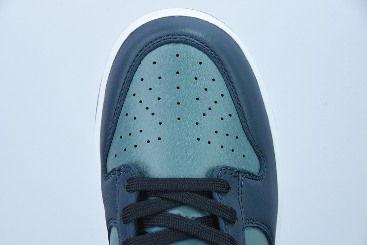 NK Dunk Low " Ocean" 墨水蓝低帮运动休闲板鞋 货号:DR9705-300
