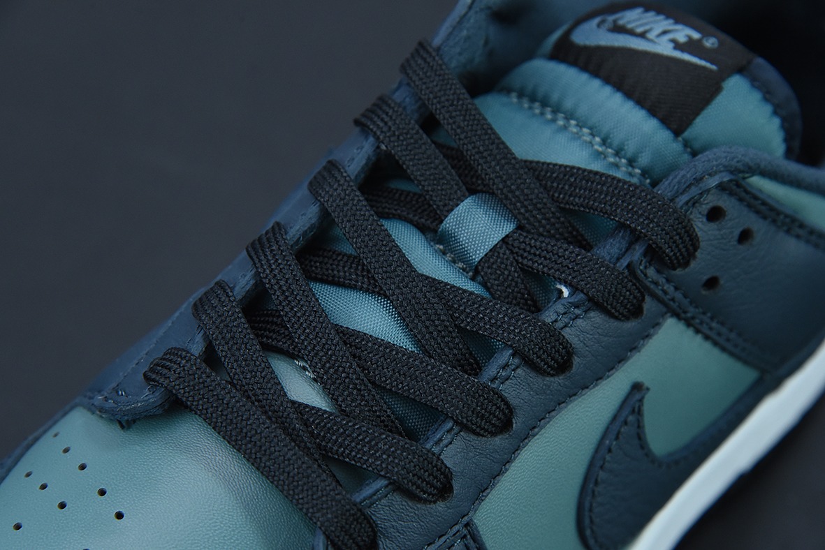 NK Dunk Low " Ocean" 墨水蓝低帮运动休闲板鞋 货号:DR9705-300