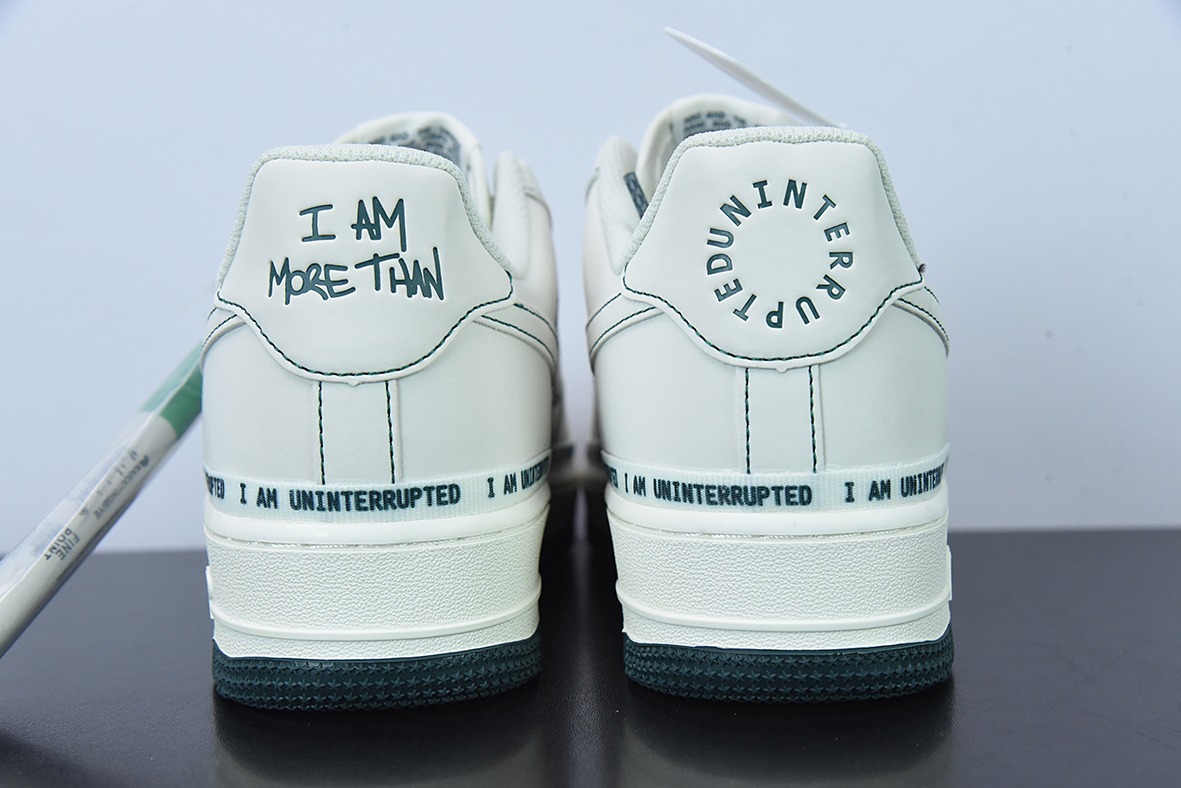 K09L3 纯原Uninterrupted x Air Force 1 "MORE THAN"“白绿签名涂鸦3M”低帮运动鞋 货号:UI8969-639