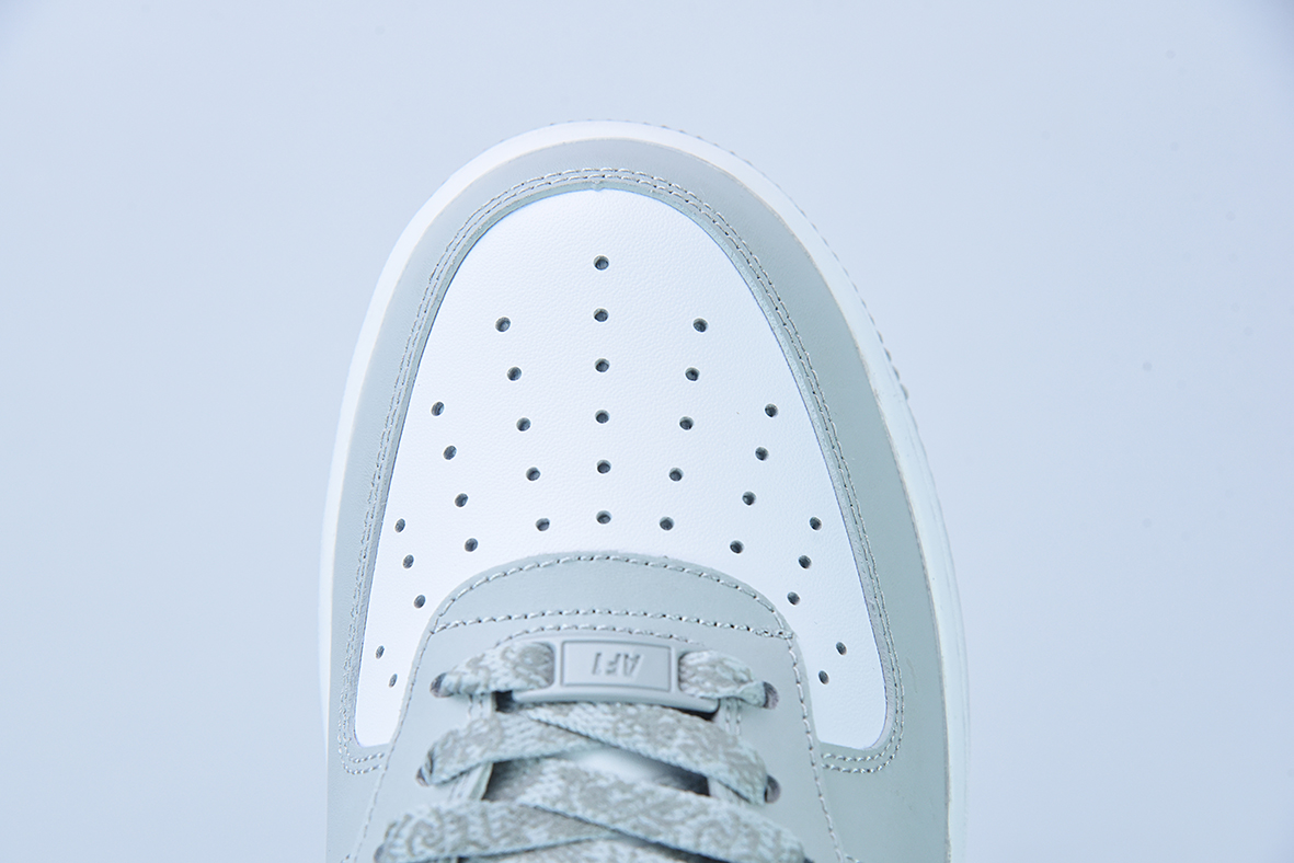 Nike Air Force 1 Low ’07 灰白腰果花 配色 空军一号低帮货号：XM6321-736