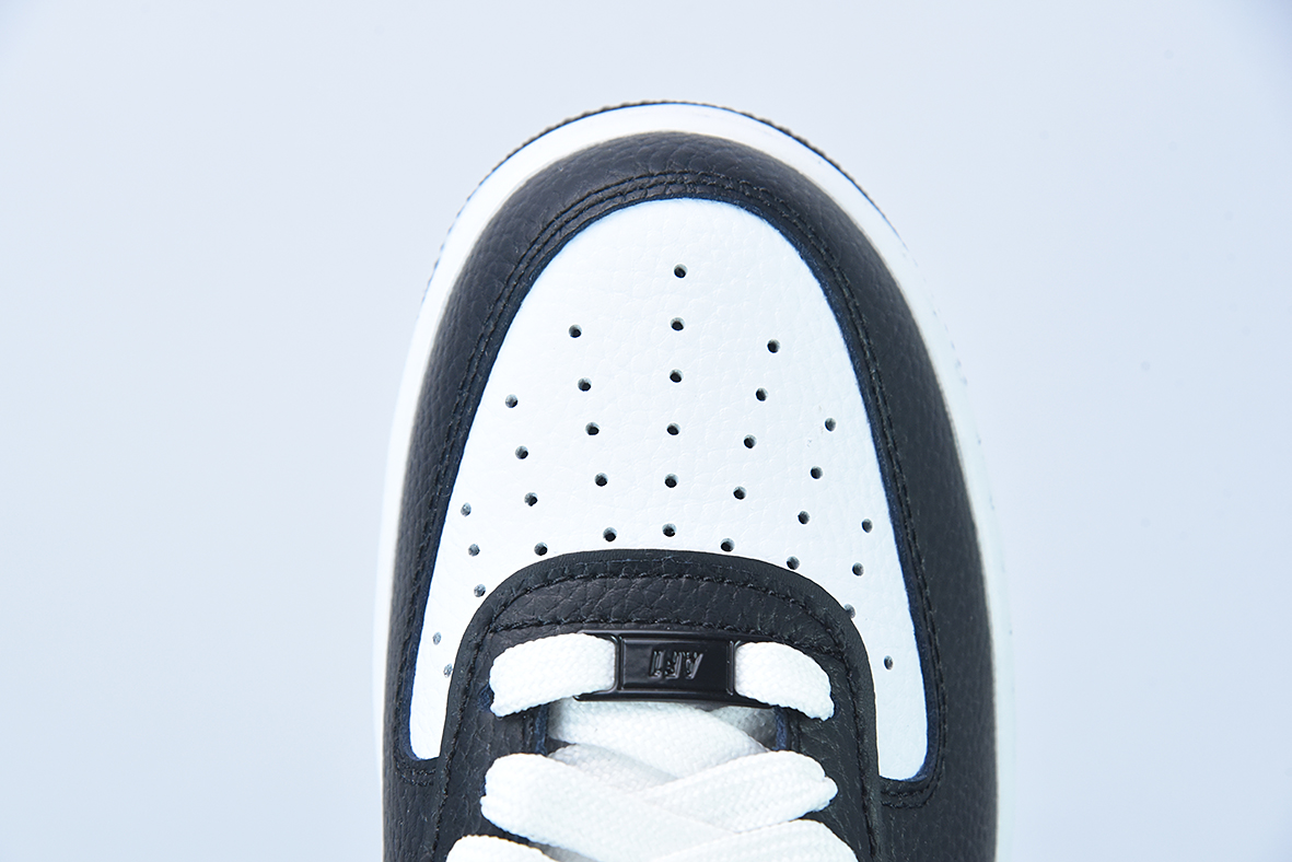 NIKE Air Force 1'07 Low"Black/White/Panda空军一号熊猫小四钩”低帮运动板鞋 DX3115-100