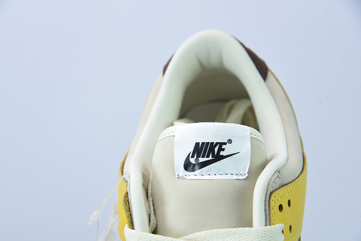 W05S4纯原NK Wmns SB Dunk Low LX"Banana"扣篮系列低帮休闲运动滑板板鞋“米白黄香蕉”货号:DR5487-100