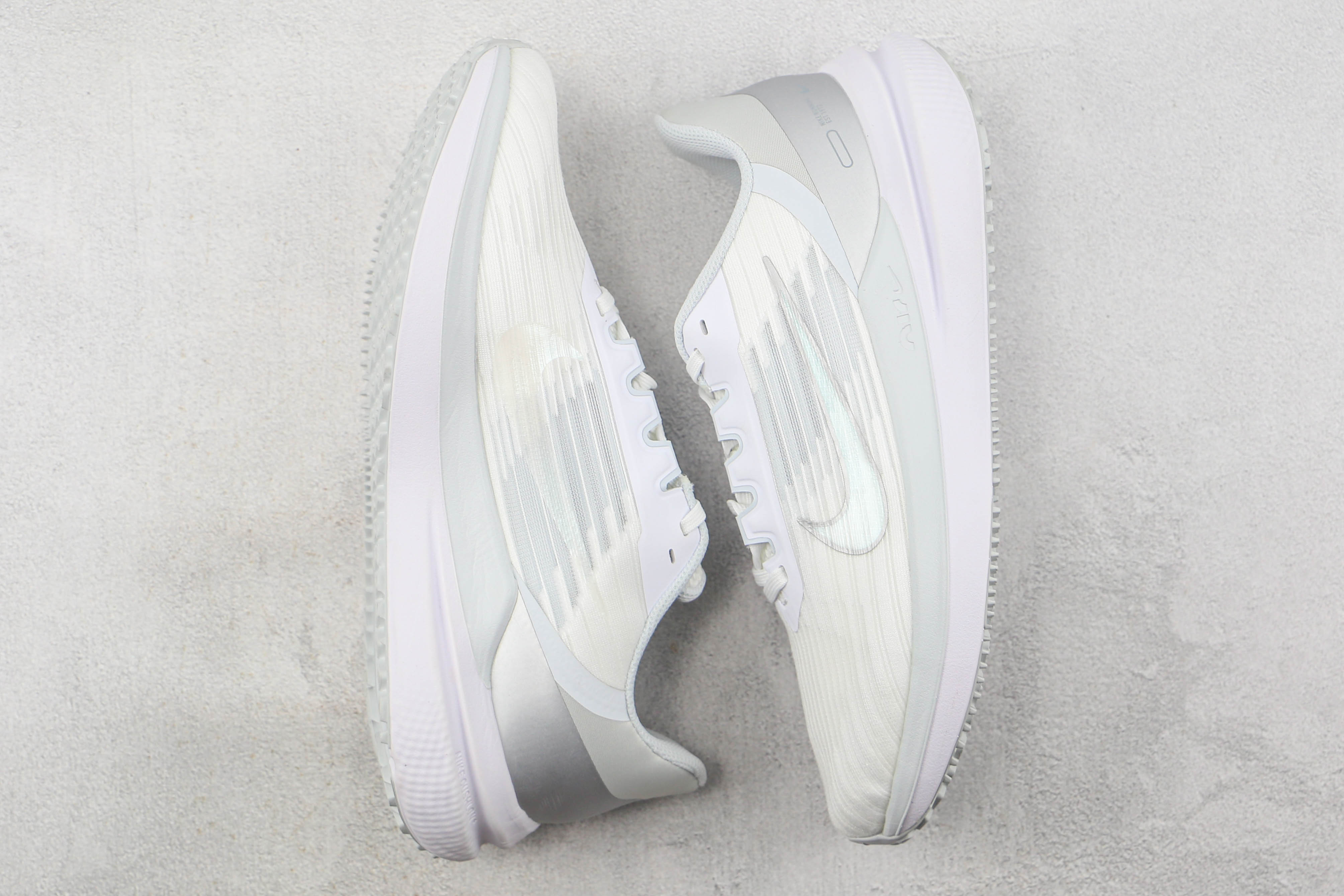 Nike Zoom Winflo 9 White/Grey Running Shoes - Cushioned Comfort & Performance 4 o 1g93332ev19gf1m47sn8u4n18ducs