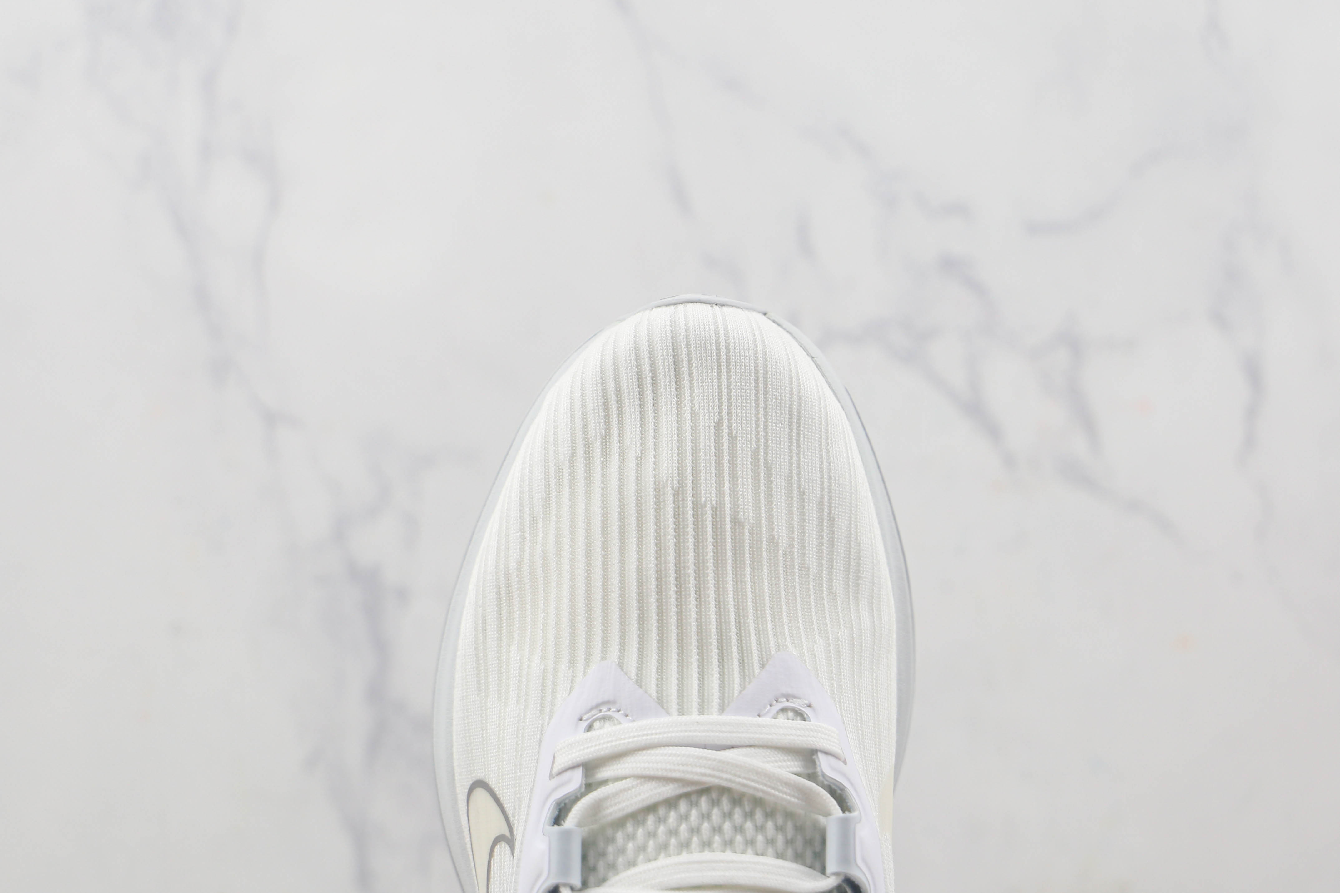 Nike Zoom Winflo 9 White/Grey Running Shoes - Cushioned Comfort & Performance 9 o 1g93332evfqh11903771i8h638co
