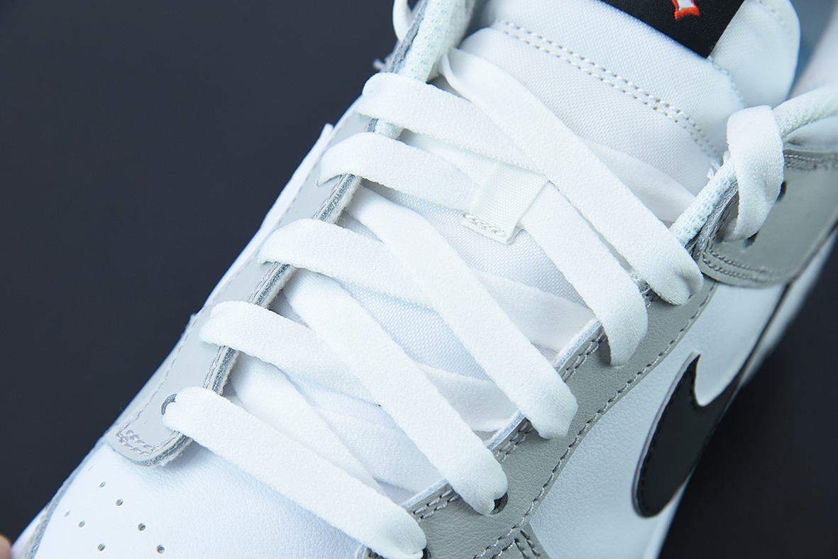 Nike SB Dunk Low"Lottery"扣篮系列低帮休闲运动滑板板鞋“浅灰灰白黑刮刮乐”货号:DR9654-001