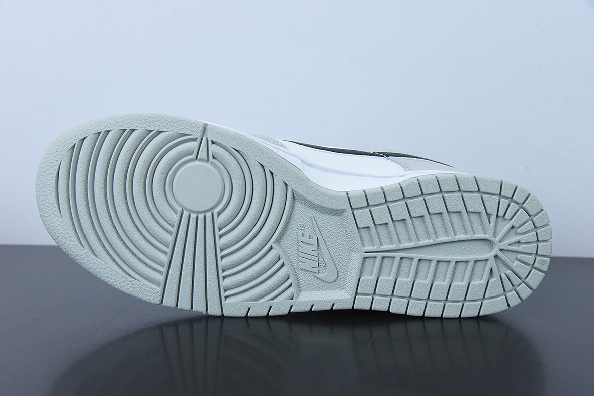 Nike SB Dunk Low"Lottery"扣篮系列低帮休闲运动滑板板鞋“浅灰灰白黑刮刮乐”货号:DR9654-001