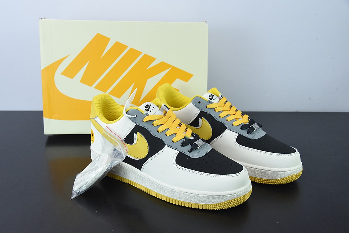 Nike Air Force 1 Low 笑脸双勾 空军一号低帮运动休闲板鞋货号：AF1234-004