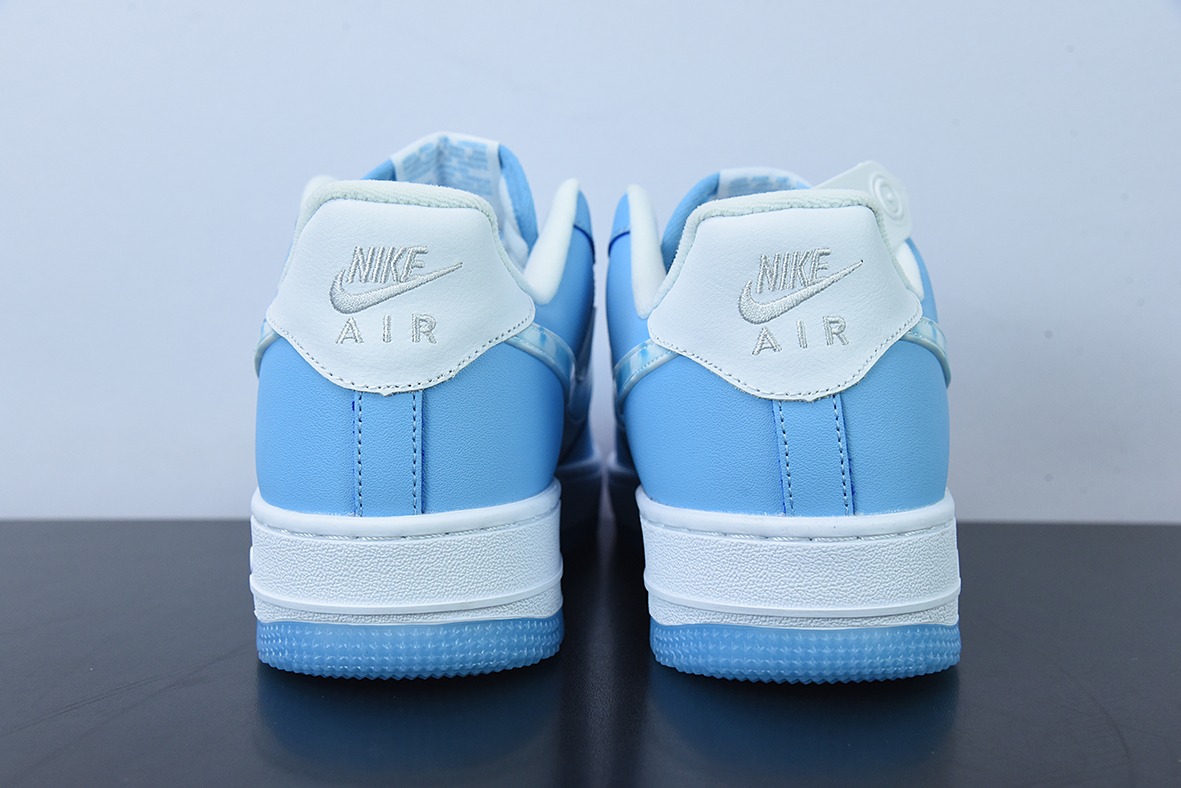 Nike Air Force 1 Low 蓝天白云 空军一号低帮运动休闲板鞋货号：DX2937-100
