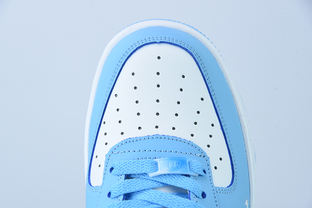 Nike Air Force 1 Low 蓝天白云 空军一号低帮运动休闲板鞋货号：DX2937-100