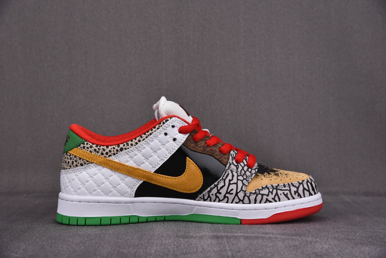 男码补货
Dunk彩色拼接 尺码：36-47.5

纯原版出品-SB Dunk Low What The