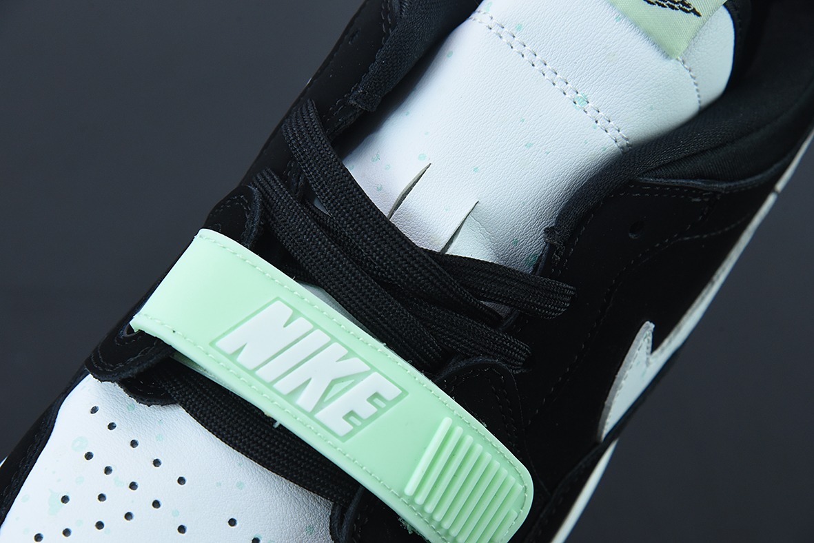 O01M4过验版 Air Jordan Legacy 312 Low 荧光泼墨熊猫低帮运动鞋 货号：CJ5500-013
