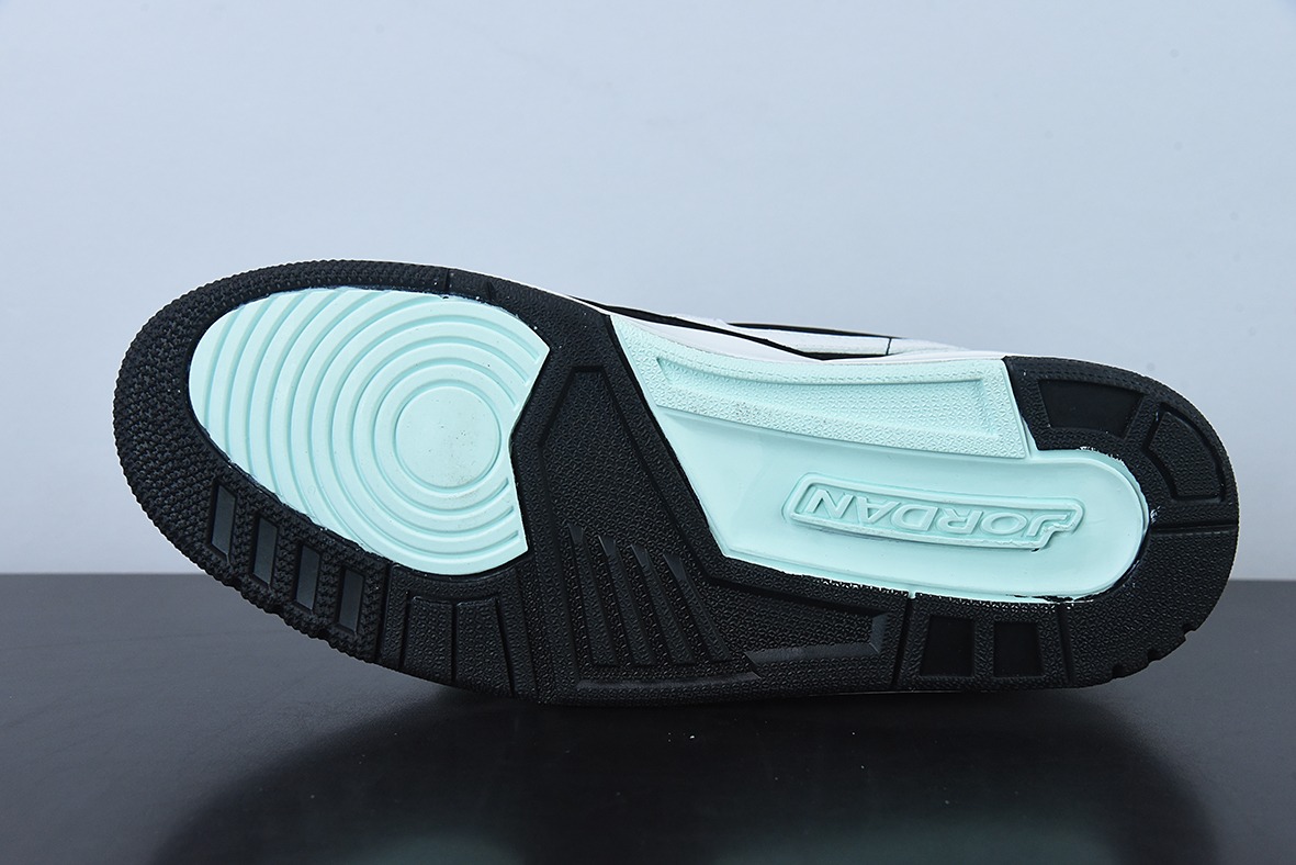 O01M4过验版 Air Jordan Legacy 312 Low 荧光泼墨熊猫低帮运动鞋 货号：CJ5500-013