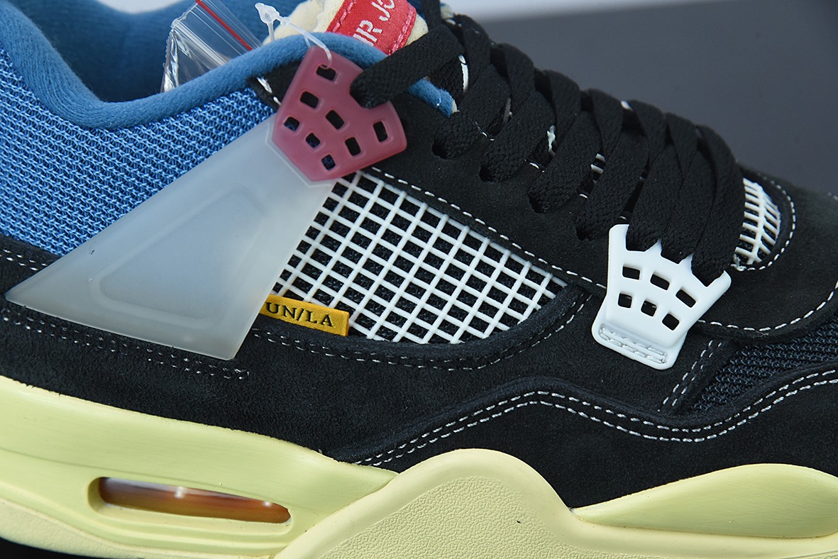 AJ4  AIR JORDAN 4  货号：DC9533 001 UN联名 骑士 南海岸 黑蓝运动鞋