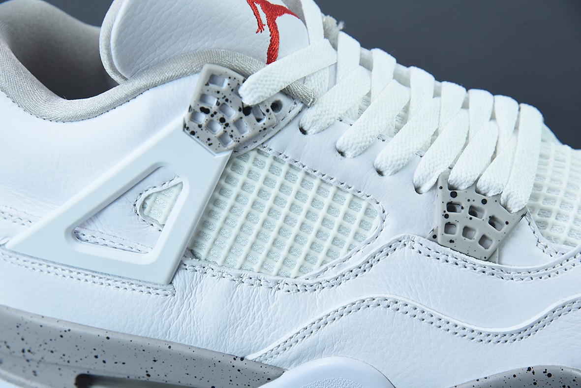 纯原 AJ4 白奥利奥 Air Jordan 4 “Tech White ” 男子文化篮球鞋货号：CT8527 100