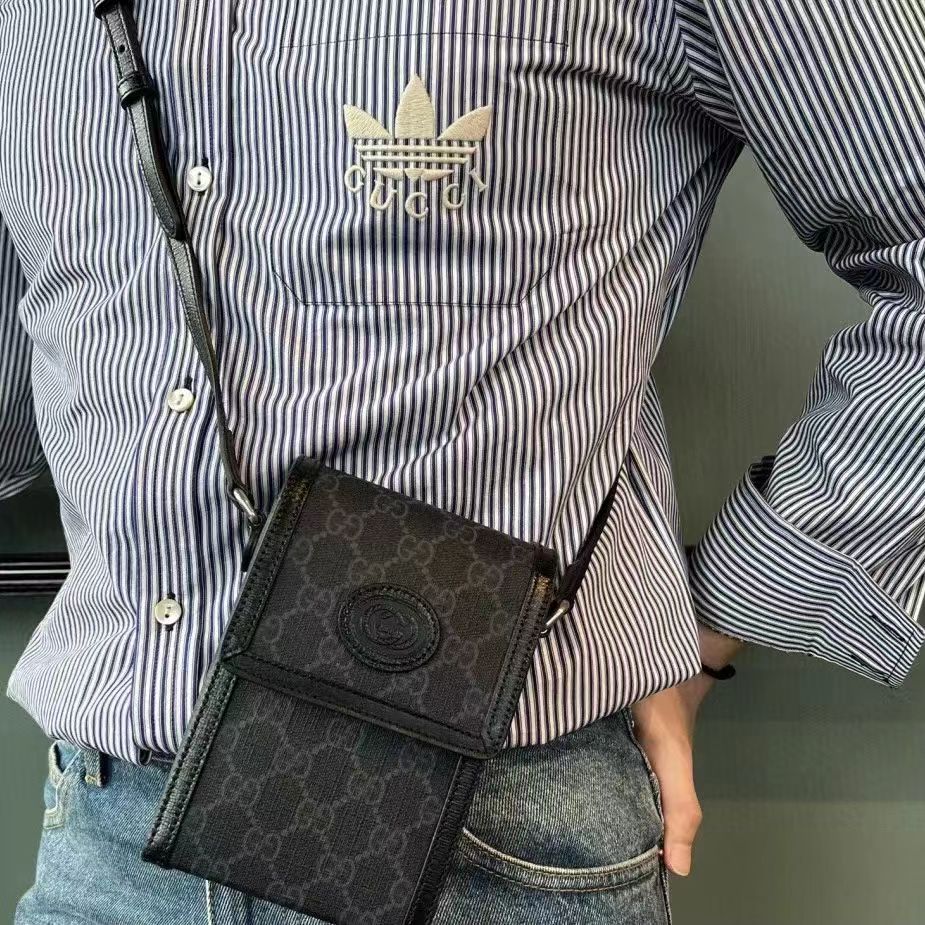 Upper body collection picture Gucci x Adidas Co-Branded 22ss Clover Stripe Long