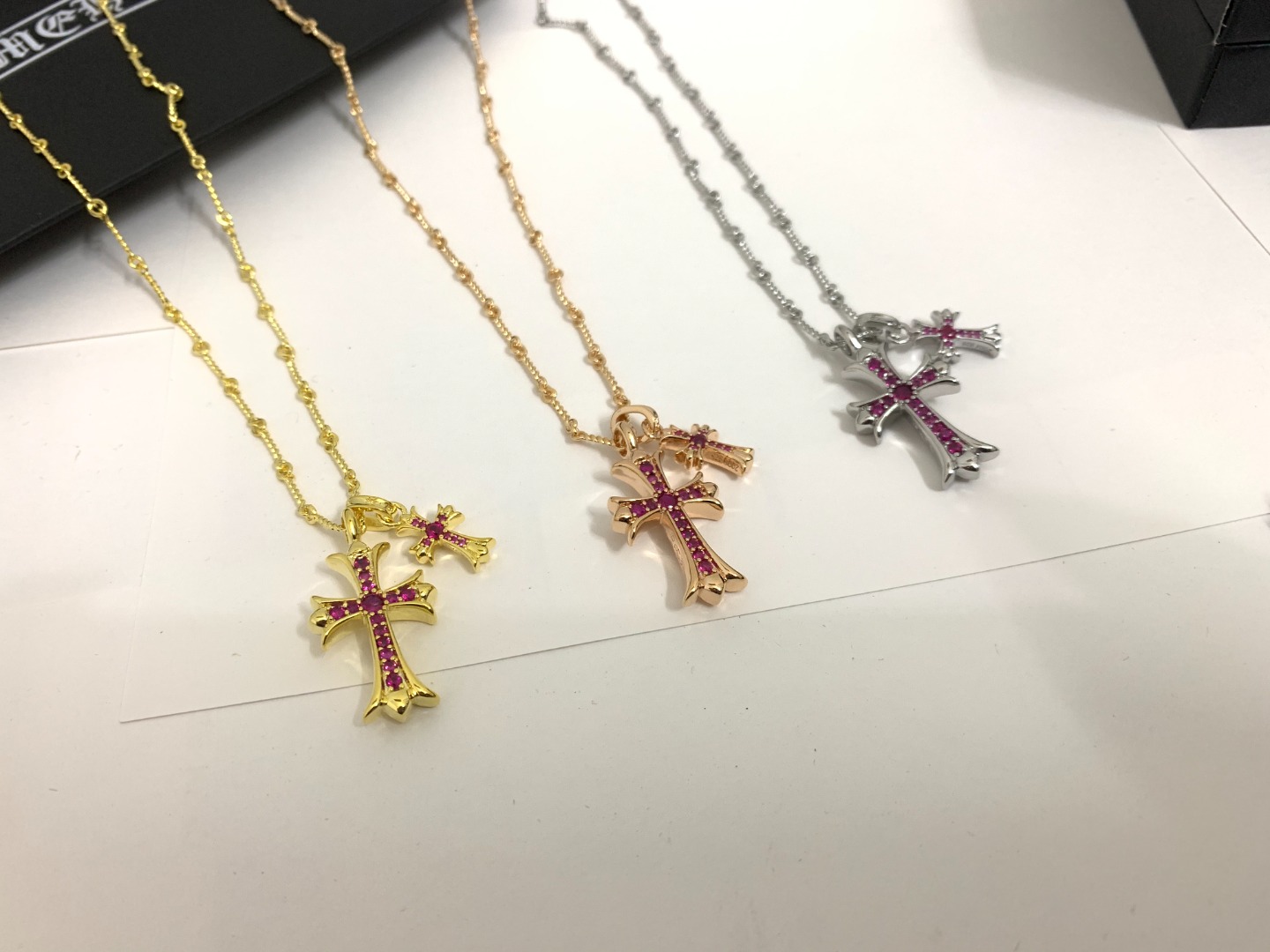 NO:111079,Chrome hearts Classic double cross pink full diamond necklace Platinum Rose gold Gold Length 55CM Number C8067442, jewelry boutique, chrome hearts, chrome hearts, necklace, gold19860909Chrome hearts 克罗心 经典双十字架粉色满钻项链 白金 玫瑰金 黄金 长度55CM 编号C8067442,饰品精品,chrome hearts,chrome hearts,necklace,gold,Jewelry