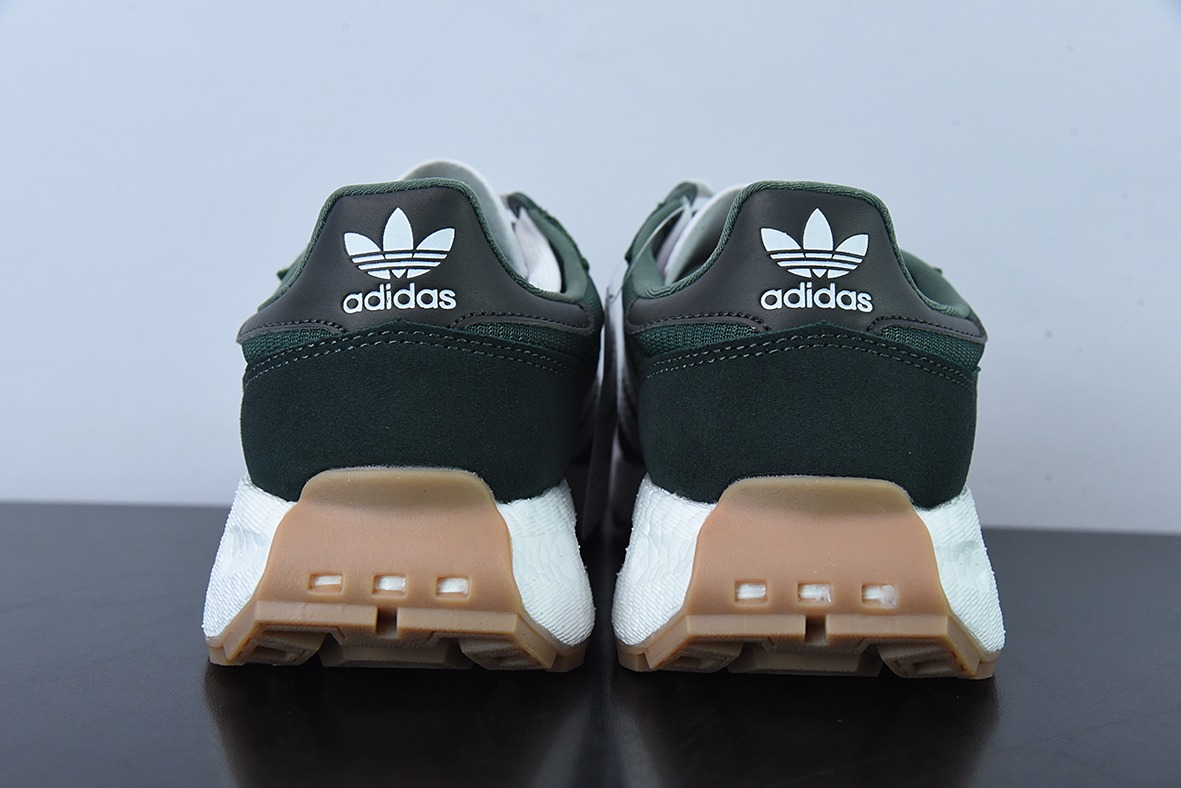 adidas Racing E5 Boost Prototype  速度轻盈复古系列 百搭透气运动慢跑鞋官方货号：GW6572