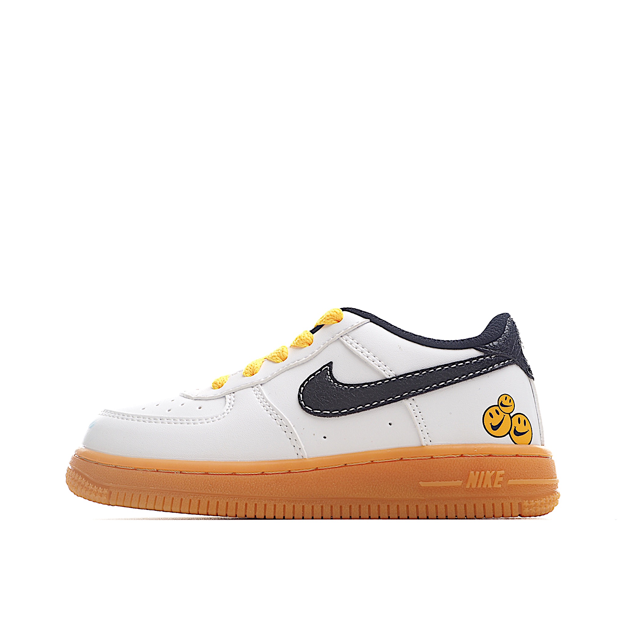 Nike Force 1 Low空军一号低帮儿童板鞋 Air Force 1于1982年推出，由Nike公 司的传奇设计师Bruce Kilgore设计，他摒弃了老旧的帆布鞋风格，突破性的使用内嵌式Air Sole气垫缓震系统，并将其与横跨复古与现代的外型结合，造就出风靡全球三十多年的Air Force 1,有了这个经典，您将获得耐用性，缓冲性和最佳的穿着舒适度。 货号：6100 尺码：22-37.5-选品中心