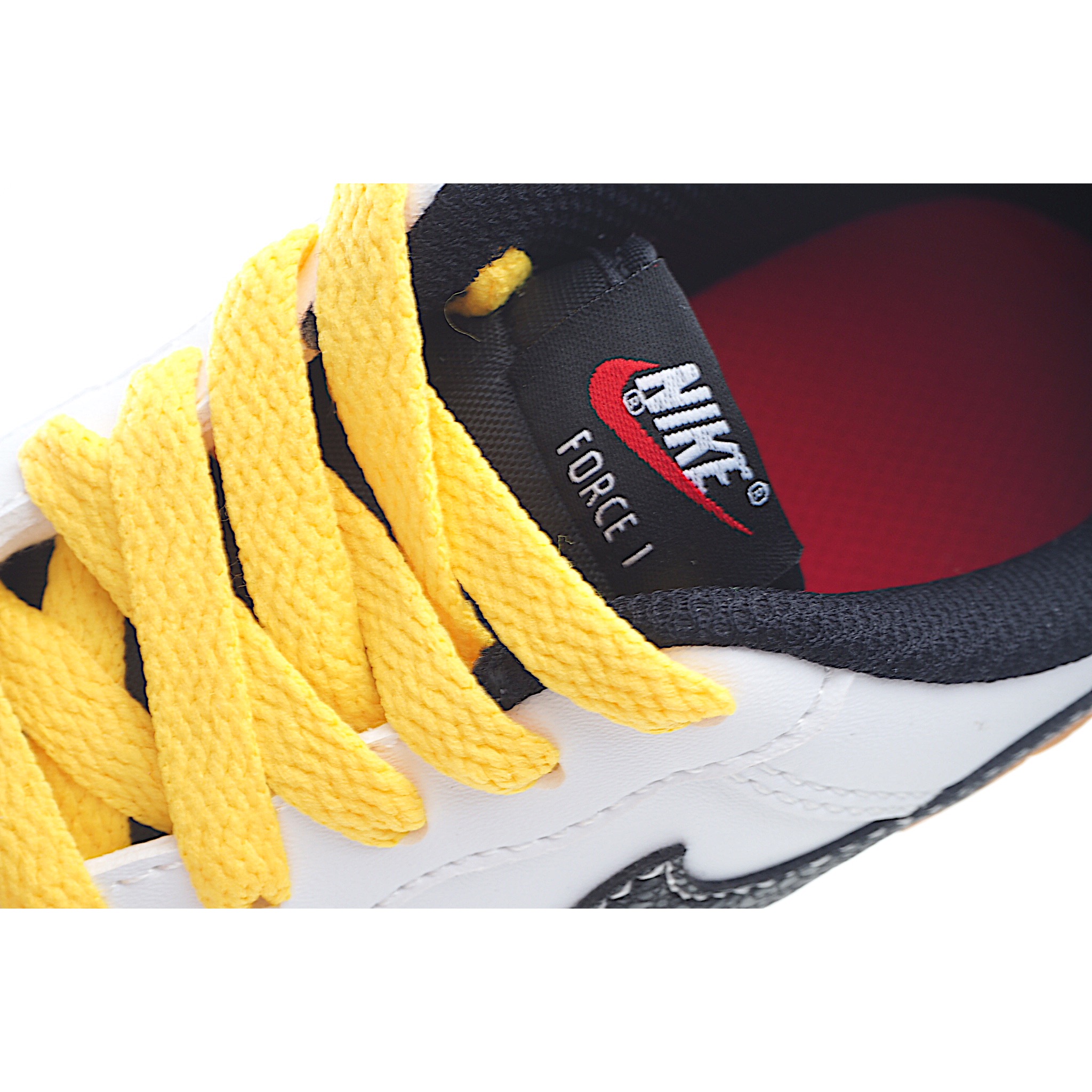 图片[8]-Nike Force 1 Low空军一号低帮儿童板鞋 Air Force 1于1982年推出，由Nike公 司的传奇设计师Bruce Kilgore设计，他摒弃了老旧的帆布鞋风格，突破性的使用内嵌式Air Sole气垫缓震系统，并将其与横跨复古与现代的外型结合，造就出风靡全球三十多年的Air Force 1,有了这个经典，您将获得耐用性，缓冲性和最佳的穿着舒适度。 货号：6100 尺码：22-37.5-选品中心