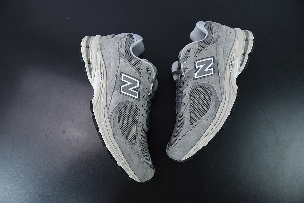 NB新百伦New Balance ML2002系列复古老爹风休闲运动慢跑鞋“麂皮元祖灰”ML2002RC