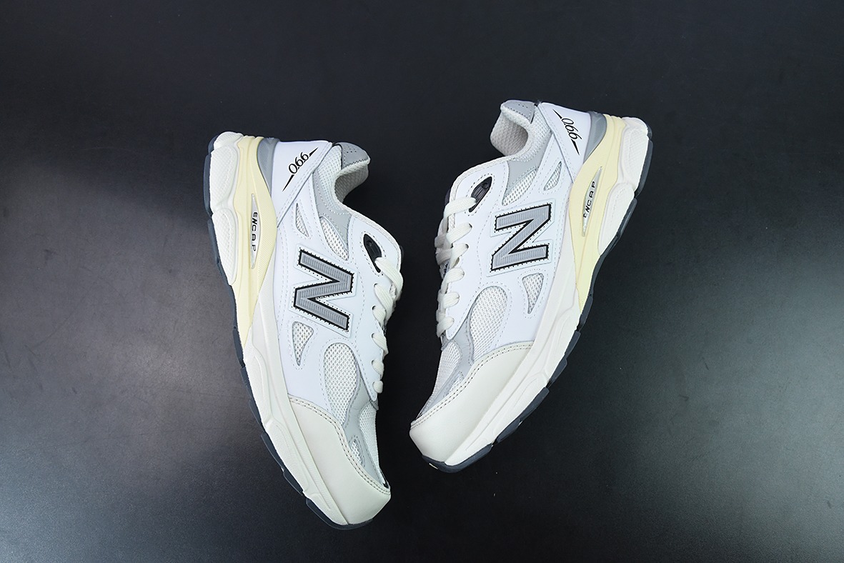 纯原 NB 复古跑鞋/米白 3M反光 新版 总统慢跑鞋 货号：M990AL3