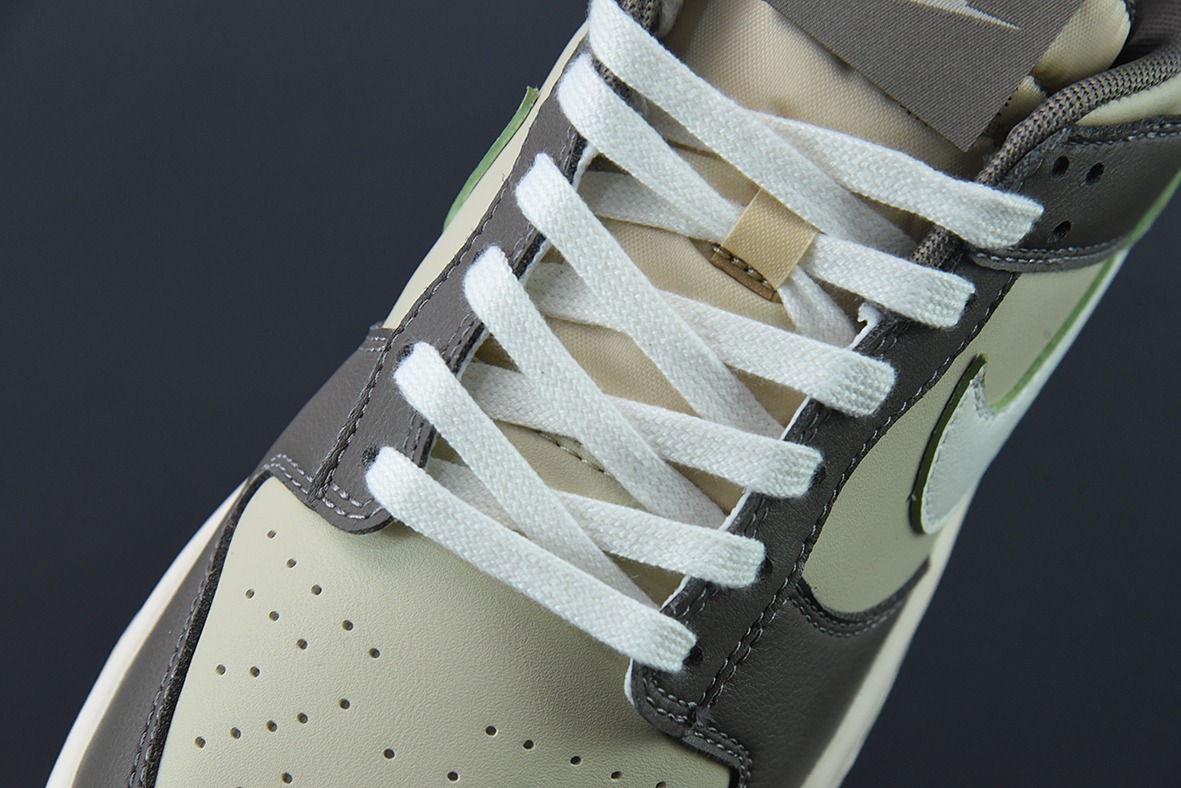NK SB Dunk Low"Sail Olive Grey"扣篮系列低帮休闲运动滑板板鞋“皮革橄榄绿深灰米白”货号FB4960-210