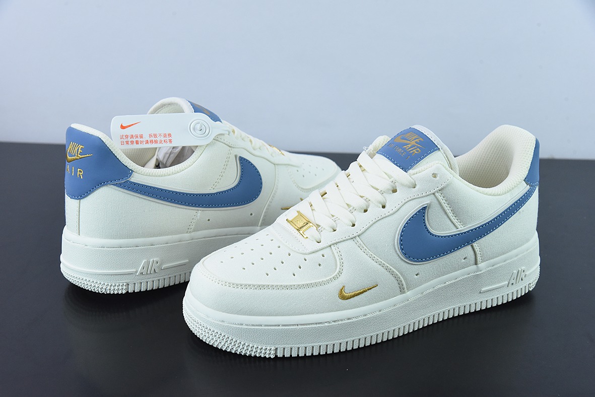 Air Force 1 '07 Low 白蓝金帆布 空军一号低帮运动鞋 货号：MN5696 209