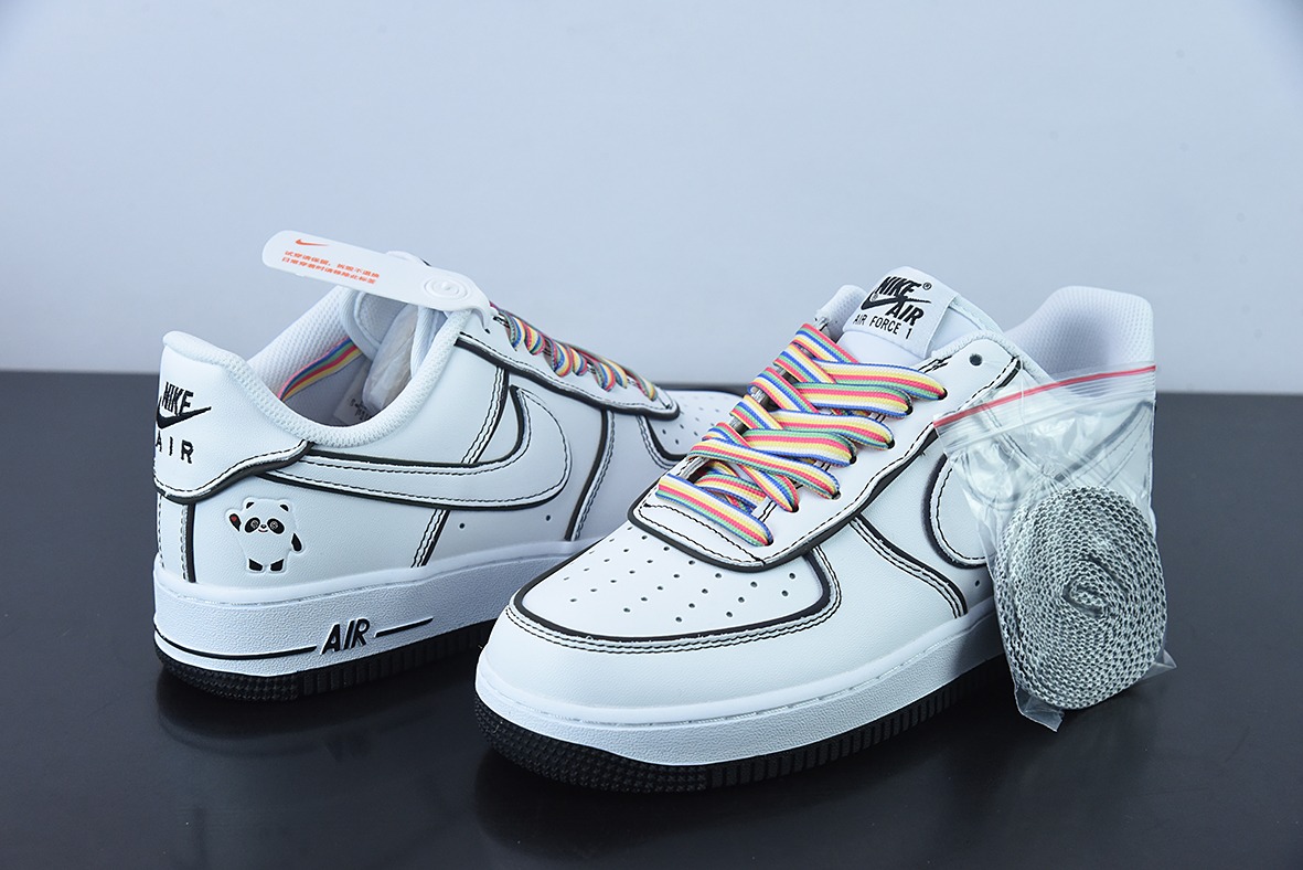 Nike Air Force 1 AF1 空军一号/低帮 白黑 彩虹鞋带  3M反光版货号：GU6936-599