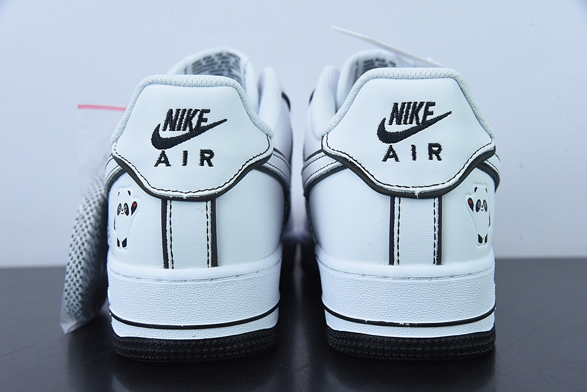 Nike Air Force 1 AF1 空军一号/低帮 白黑 彩虹鞋带  3M反光版货号：GU6936-599