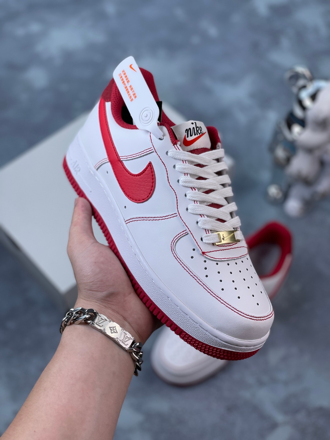Nike Air Force 1 Low '07 "First Use" nivel de empresa, lanzamiento oficial, líneas de swoosh blanco y rojo, A…
