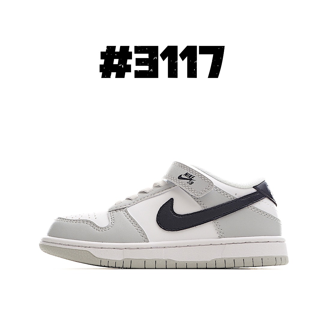 图片[6]-🈴集合图 NIKE SB 低帮儿童板鞋 Nike Dunk Low运动童鞋现携耐穿皮革、经典鞋型和出众质感强势回归，迎接新生代之爱。这款经典运动鞋款采用优质皮革鞋面，塑就出众外观和非凡脚感，彰显80年代风范，现代鞋类技术令舒适体验跃升至全新境界。诞生于1985 年的Dunk凭借其独特学院配色风靡一时，就此掀起时尚风潮，并最终席卷全球，成为历久不衰的经典之作。 尺码：24-37-选品中心