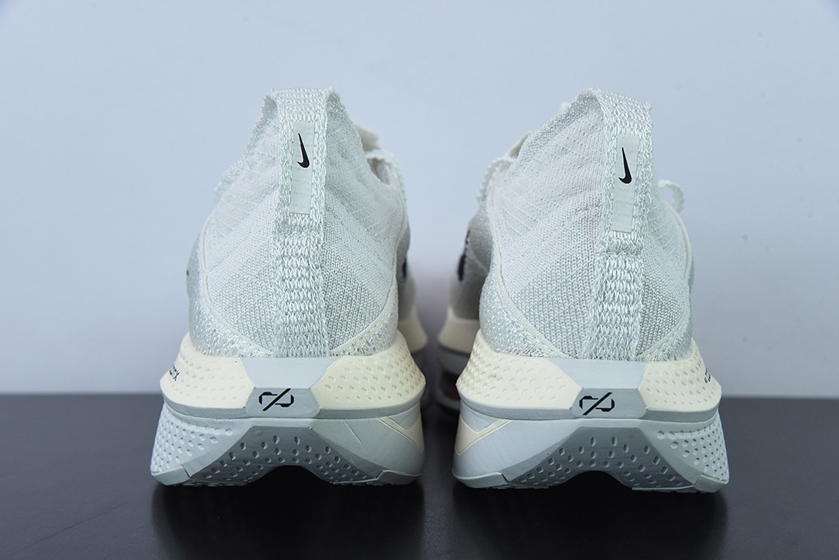 Nike Air Zoom Alphafly NEXT% 2 Proto 马拉松3.0高性能跑鞋/白黑DJ6206-100