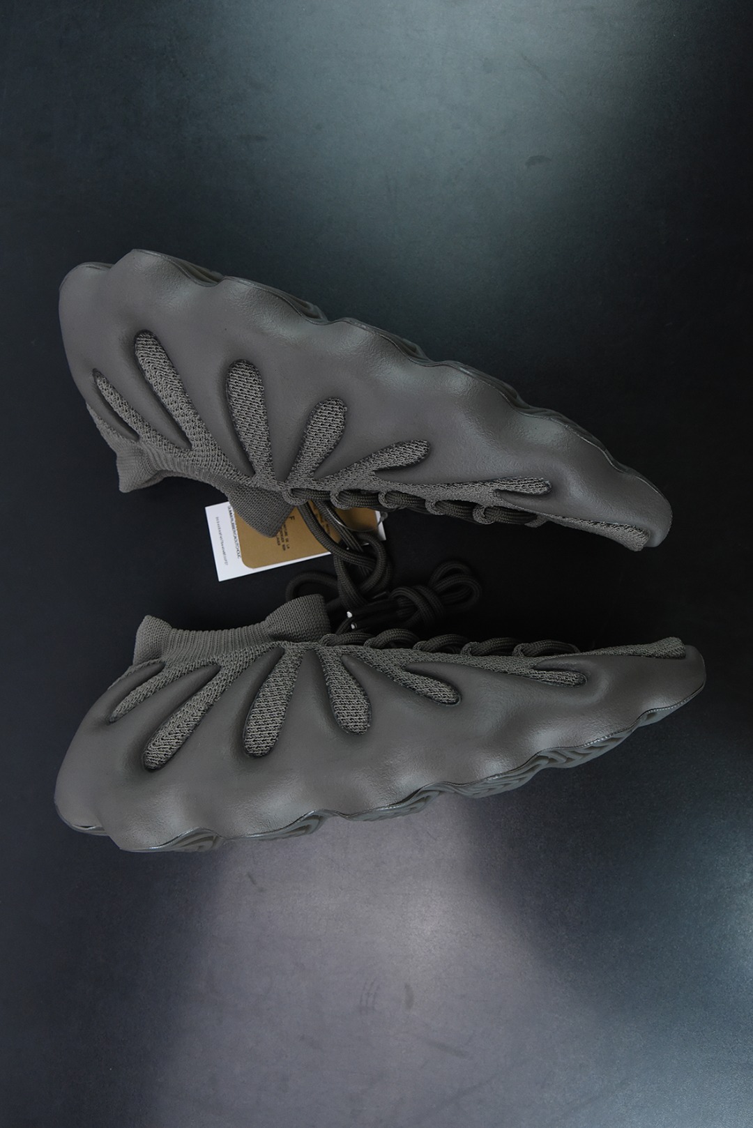 AD 阿迪Yeezy 450 " Cinder " 侃爷椰子450 贾斯丁比伯同款 编织袜套鞋 GX9662