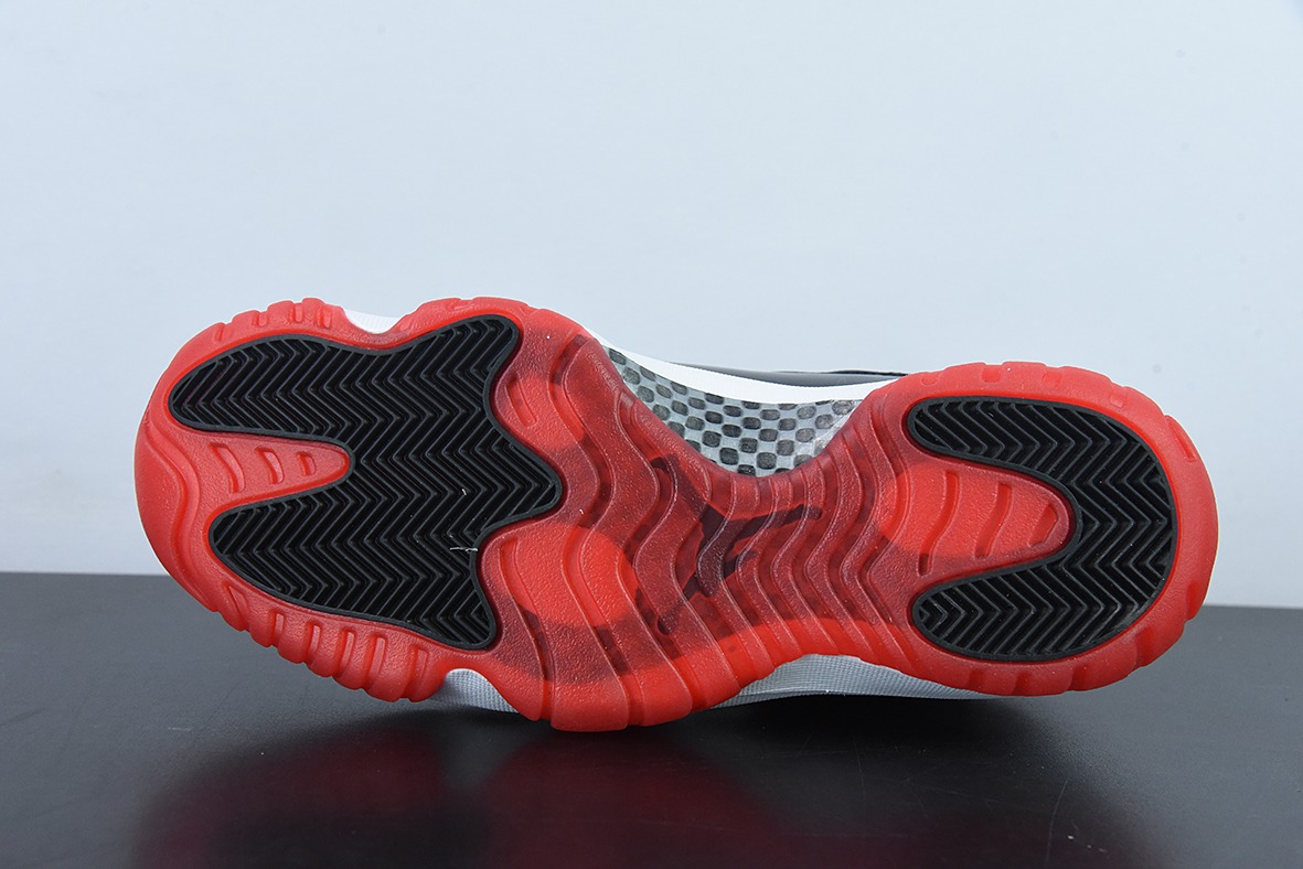 Air Jordan 11 Retro Low AJ11 黑红男士运动鞋 货号：528895-012