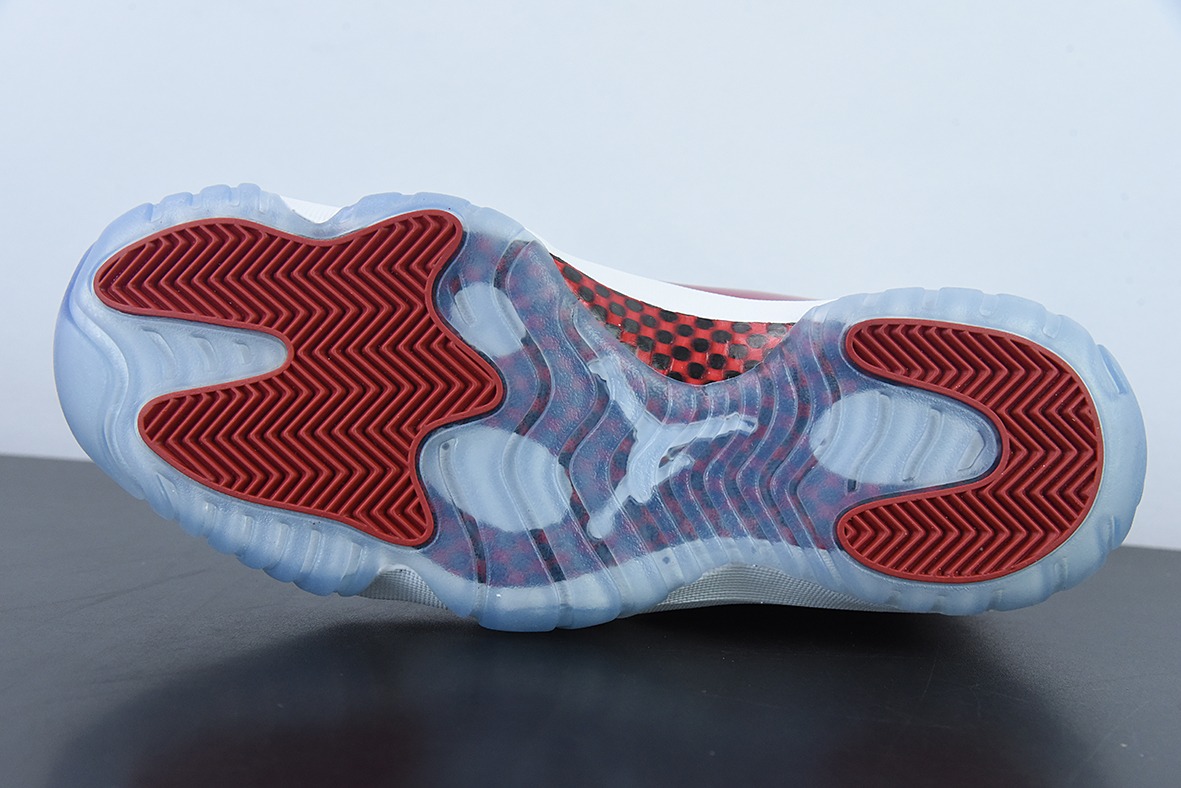 Air Jordan 11 Retro " Cherry " AJ11乔11 白红男士高帮运动鞋  货号：CT8012-116