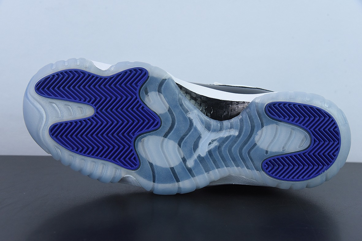 Air Jordan 11 Retro "AJ11乔11 康扣低帮运动鞋 货号： 528896-153