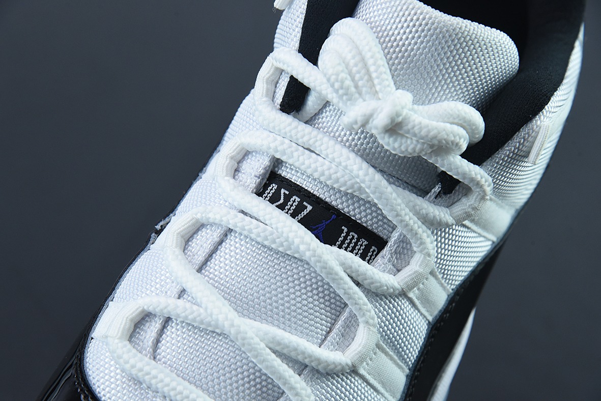 Air Jordan 11 Retro "AJ11乔11 康扣低帮运动鞋 货号： 528896-153