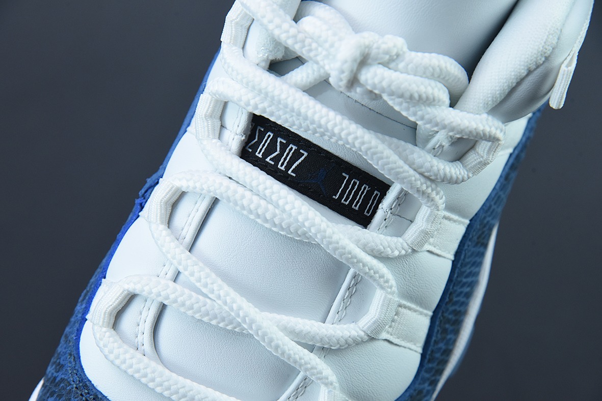Air Jordan 11 AJ11 乔丹11代Retro Low 蓝蛇低帮男士运动鞋 货号：CD6846-102