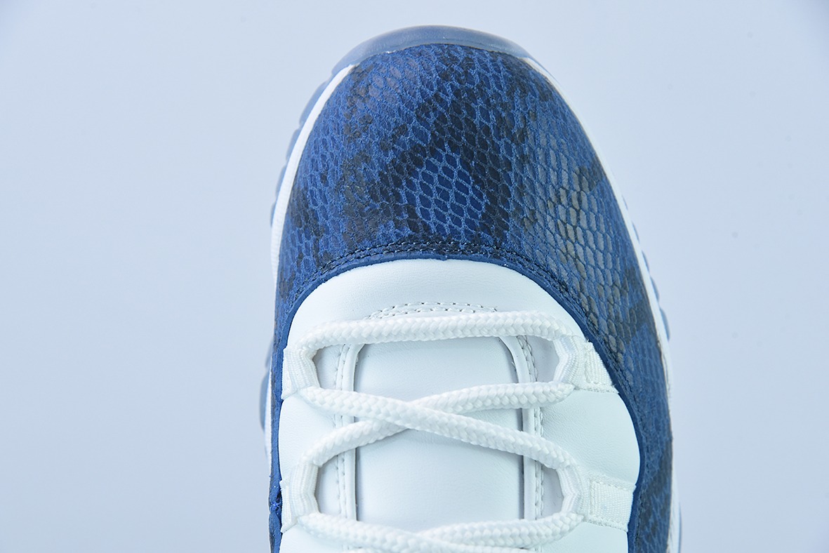 Air Jordan 11 AJ11 乔丹11代Retro Low 蓝蛇低帮男士运动鞋 货号：CD6846-102