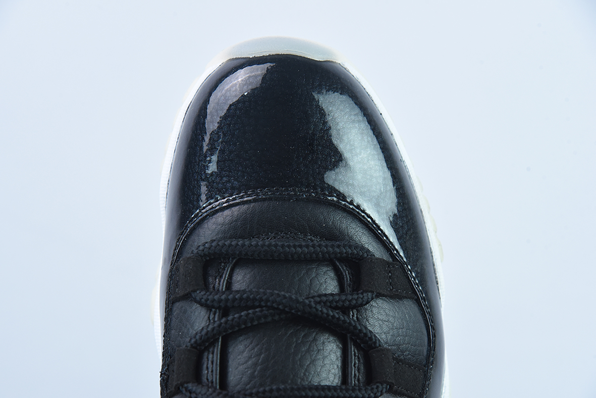 Air Jordan 11 Retro Low"72-10"大魔王低帮男士运动鞋 货号：AV2187-001