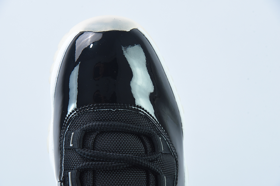 Air Jordan 11 AJ11 乔丹11代高帮篮球鞋/大魔王2.0黑银 货号： 378037-011
