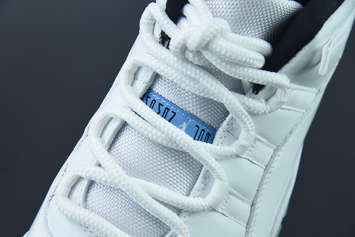 Air Jordan 11 Retro Low 低帮传奇蓝低帮男士运动鞋 货号：AV2187 117