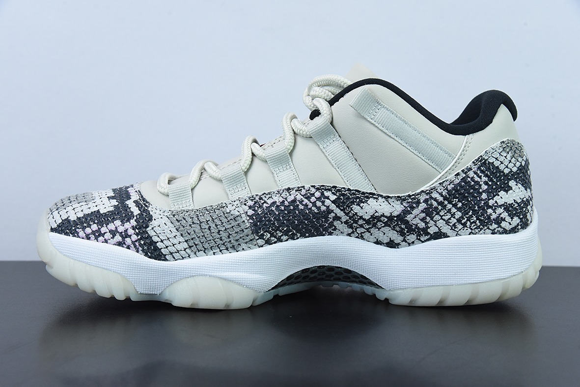 Air Jordan 11 Retro Low 白蛇低帮男士运动鞋 货号：CD6846-002
