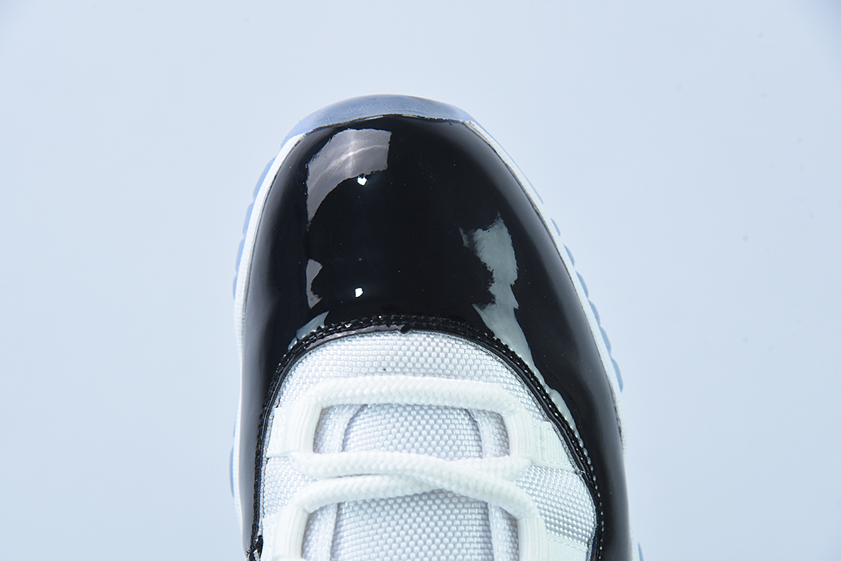 Air Jordan 11 Retro 黑白康扣高帮男士篮球鞋 货号：378037-100
