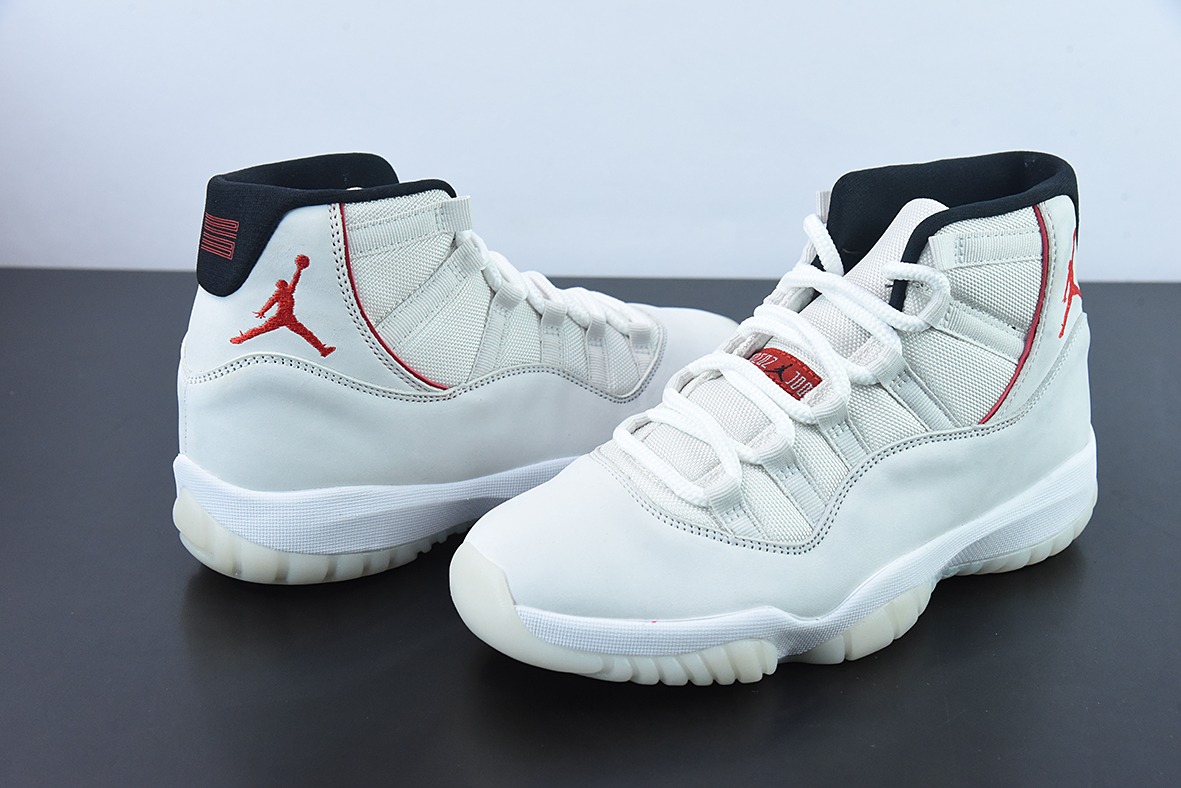 Air Jordan AJ11乔11 " Platinum Tint" 兔八哥高帮男士篮球鞋 货号： 378037-016