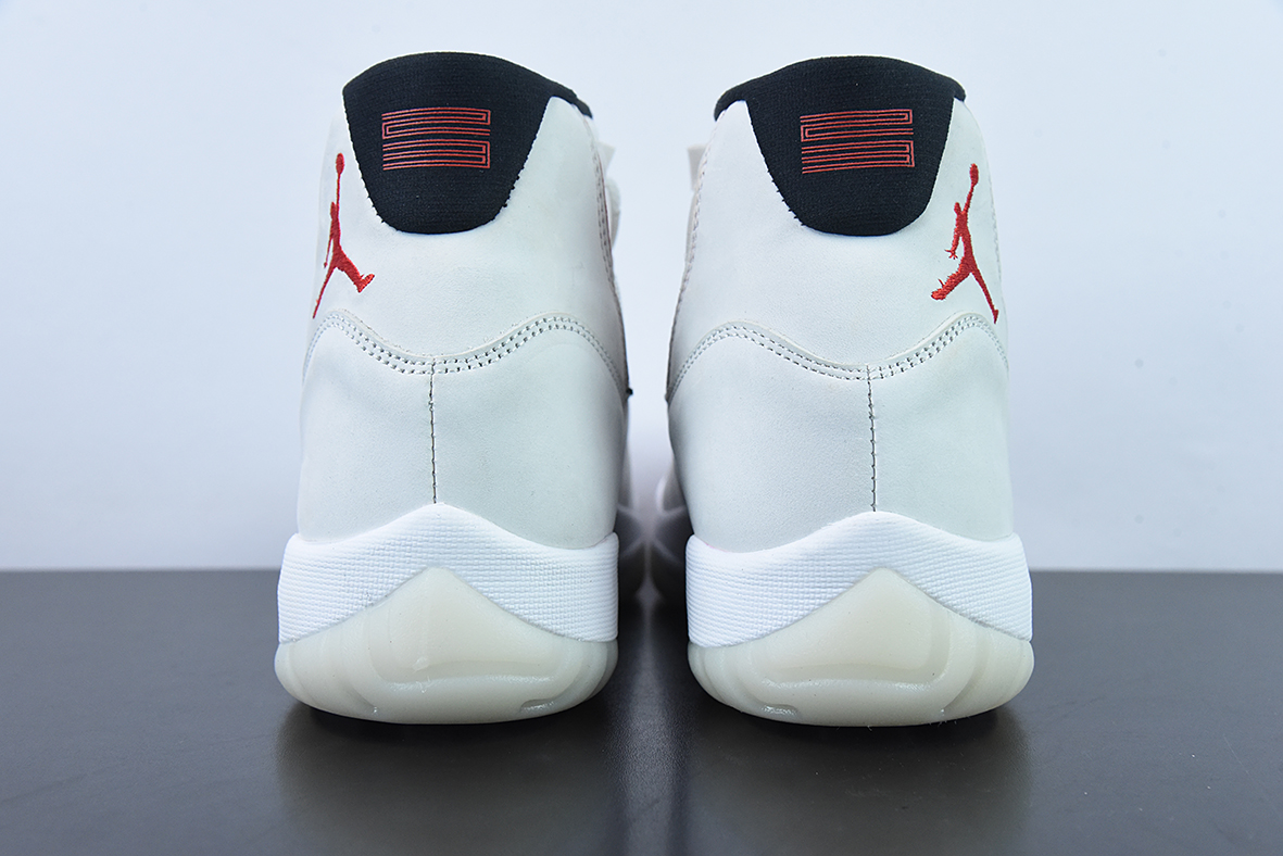 Air Jordan AJ11乔11 " Platinum Tint" 兔八哥高帮男士篮球鞋 货号： 378037-016