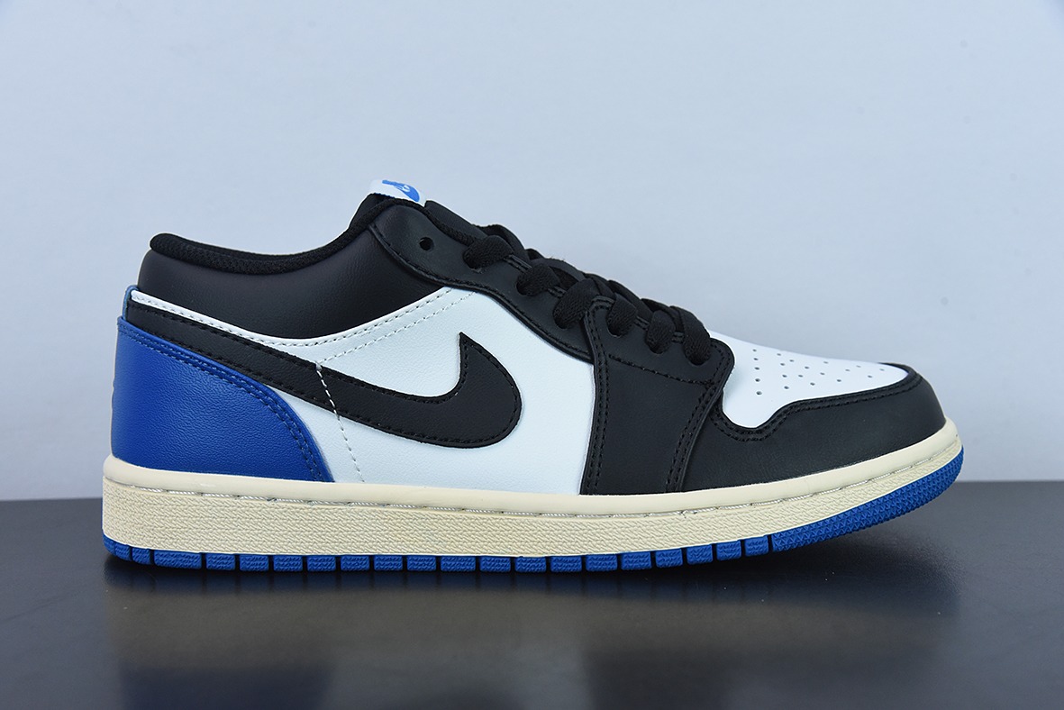 Air Jordan 1 Low AJ1 乔1黑蓝 鬼脸男女同款休闲板鞋 货号： DM7078-110