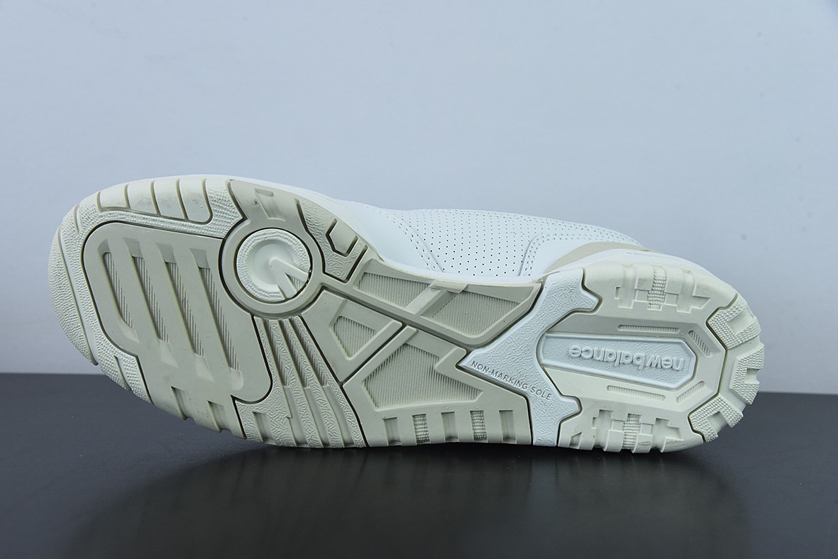 New Balance BB550纯原系列 新平衡皮面中性休闲跑鞋 官方货号: BBW550WS