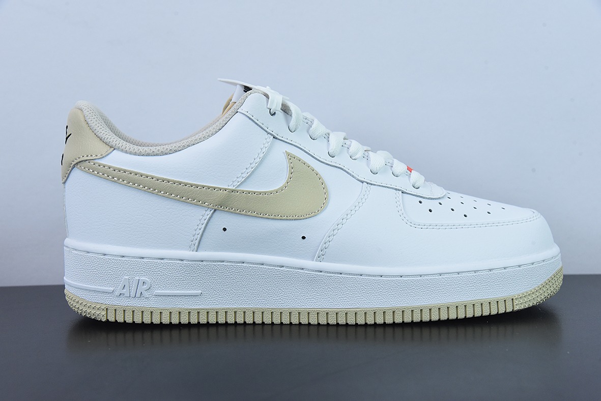 NK Air Force 1 Low 空军一号低帮百搭休闲运动板鞋 白卡其 货号：DZ2771-121